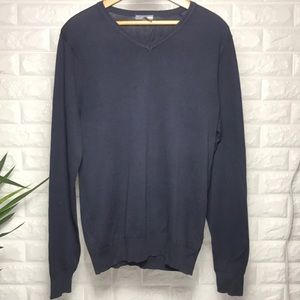 H&M v-neck sweater.